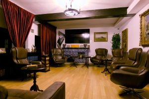 Art. History. Experience. – Descoperă Casa Tătărăscu ca locație filmări București unică